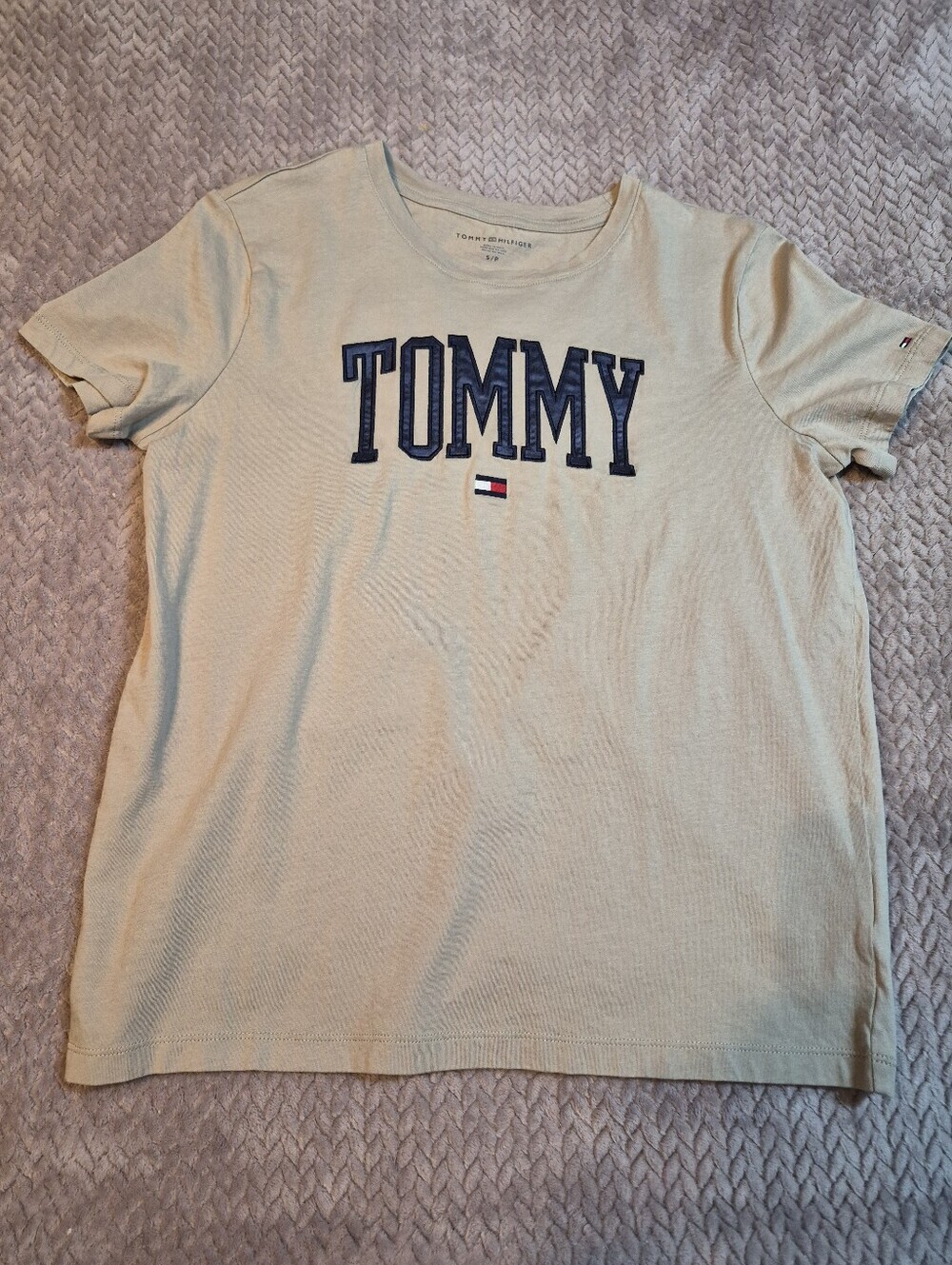 Women's Tommy Hilfiger Light Beige SS Crew Neck Tee with 'TOMMY' Logo Small NWOT